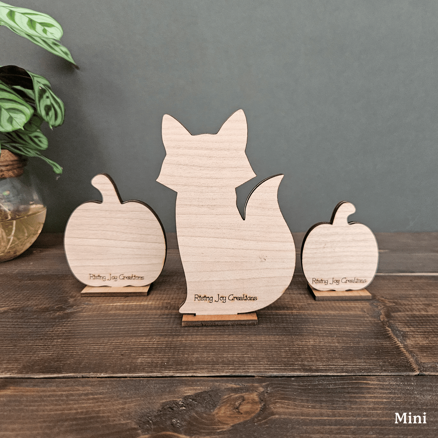 Wooden Fox & Pumpkin Trio – Mini & Large Rustic Woodland Shelf Sitters
