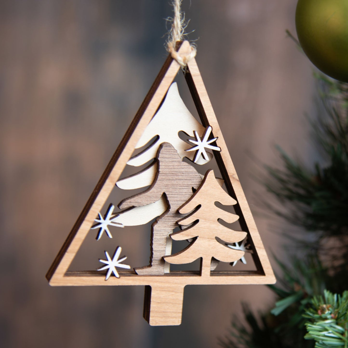 Wolf Nature Scene Christmas Tree Ornament