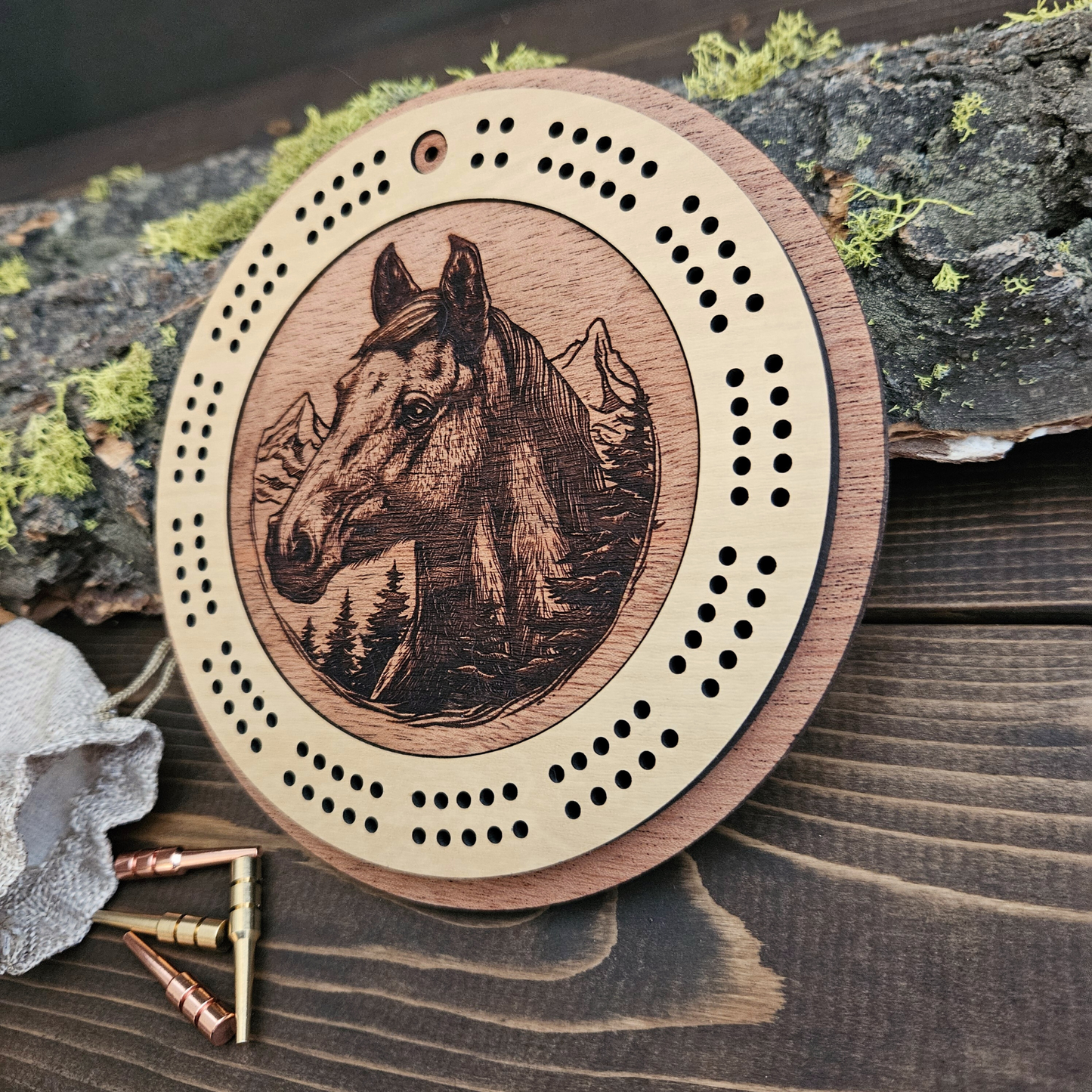 Wild Horse Engraved Mini Circle Travel Cribbage Board