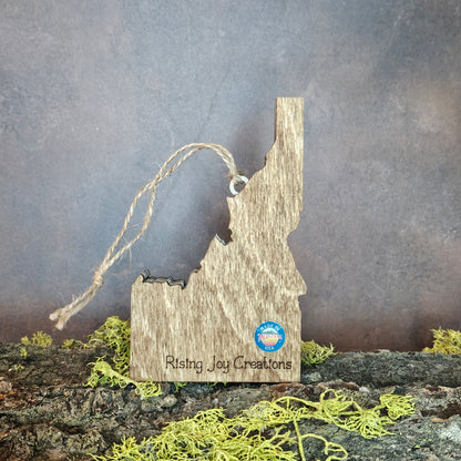 3D Layered Idaho State Ornament with Mountain Forest Scene