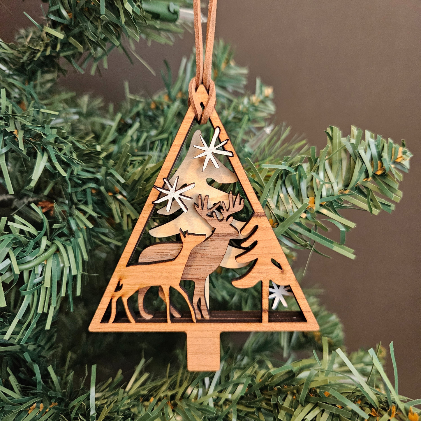 Deer Nature Scene Christmas Tree Ornament