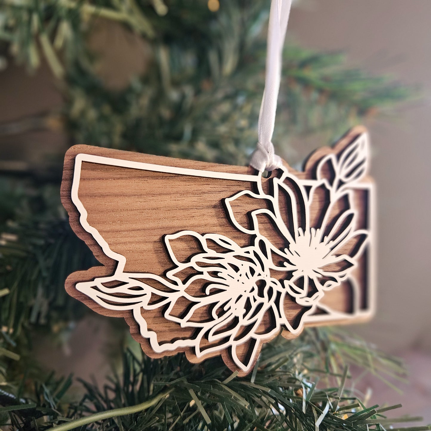 Montana Bitterroot State Flower Ornament