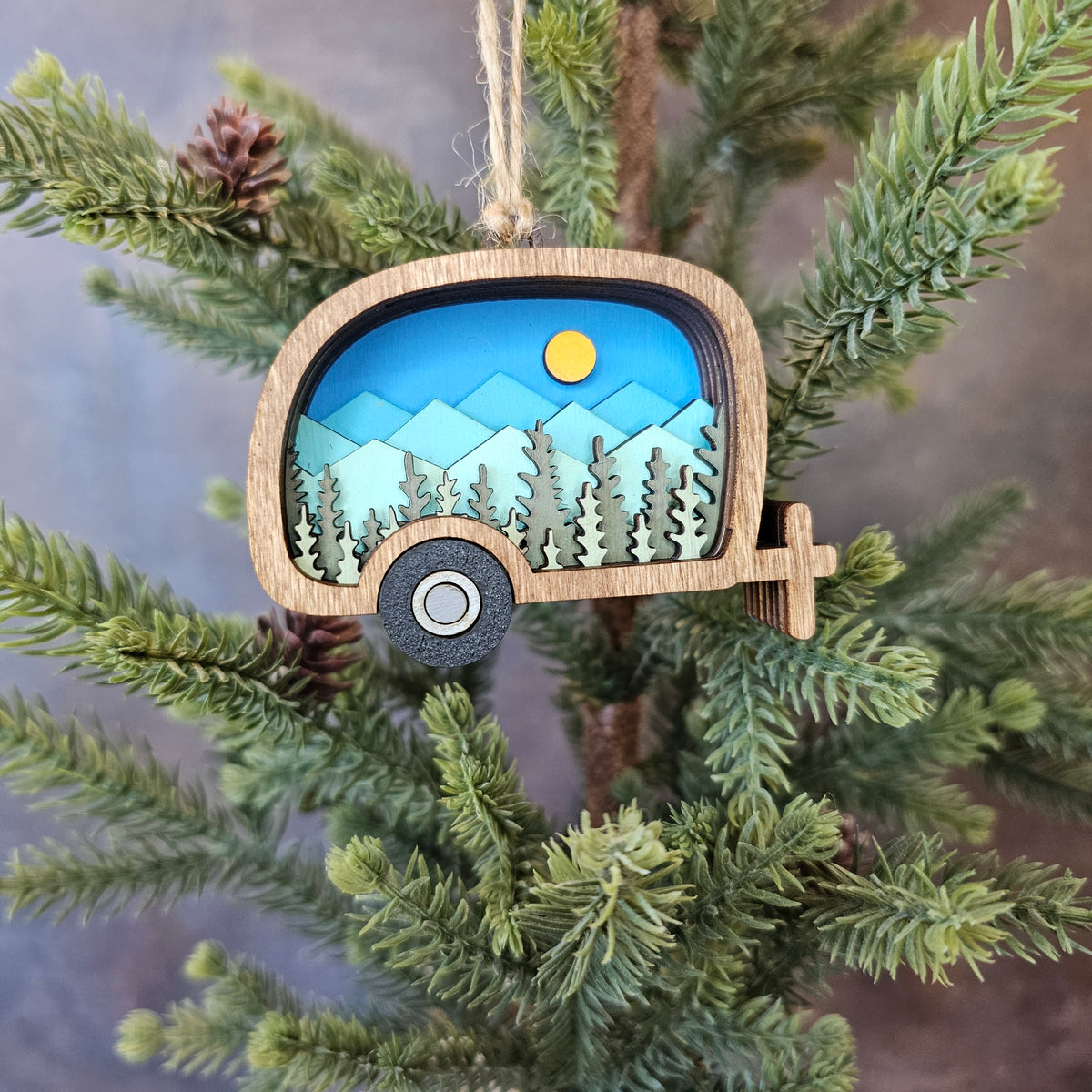 Mini Wood 3D Camper Christmas Tree Ornament