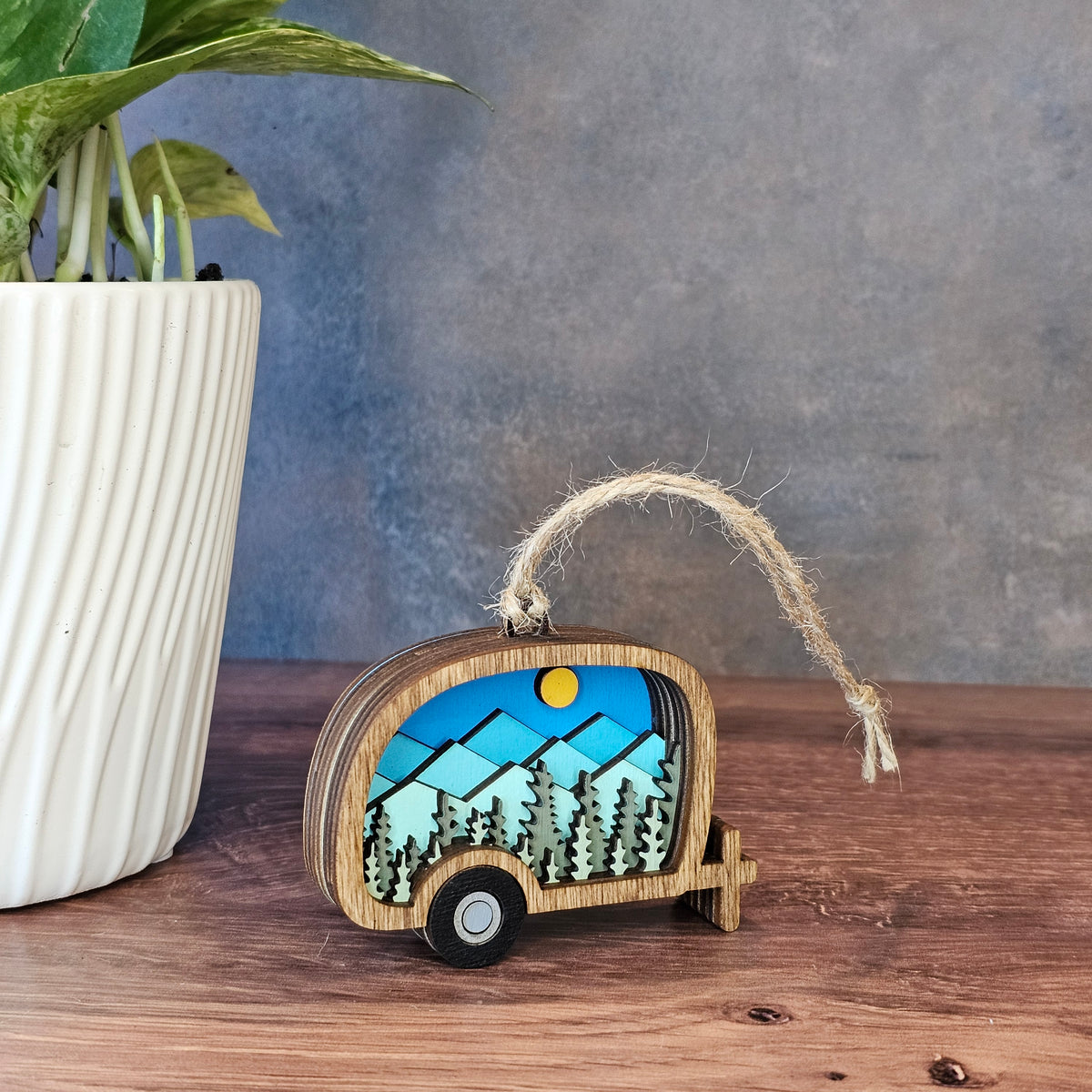 Mini Wood 3D Camper Christmas Tree Ornament
