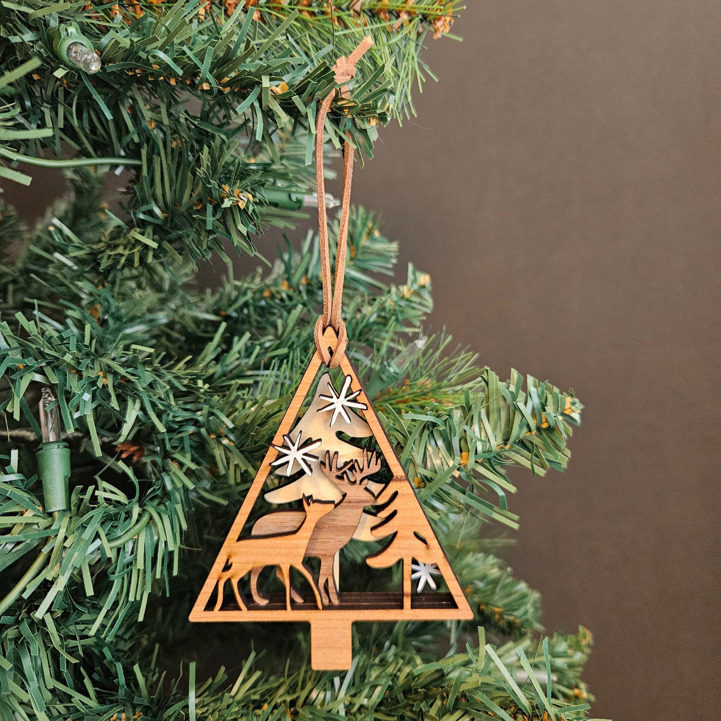 Deer Nature Scene Christmas Tree Ornament