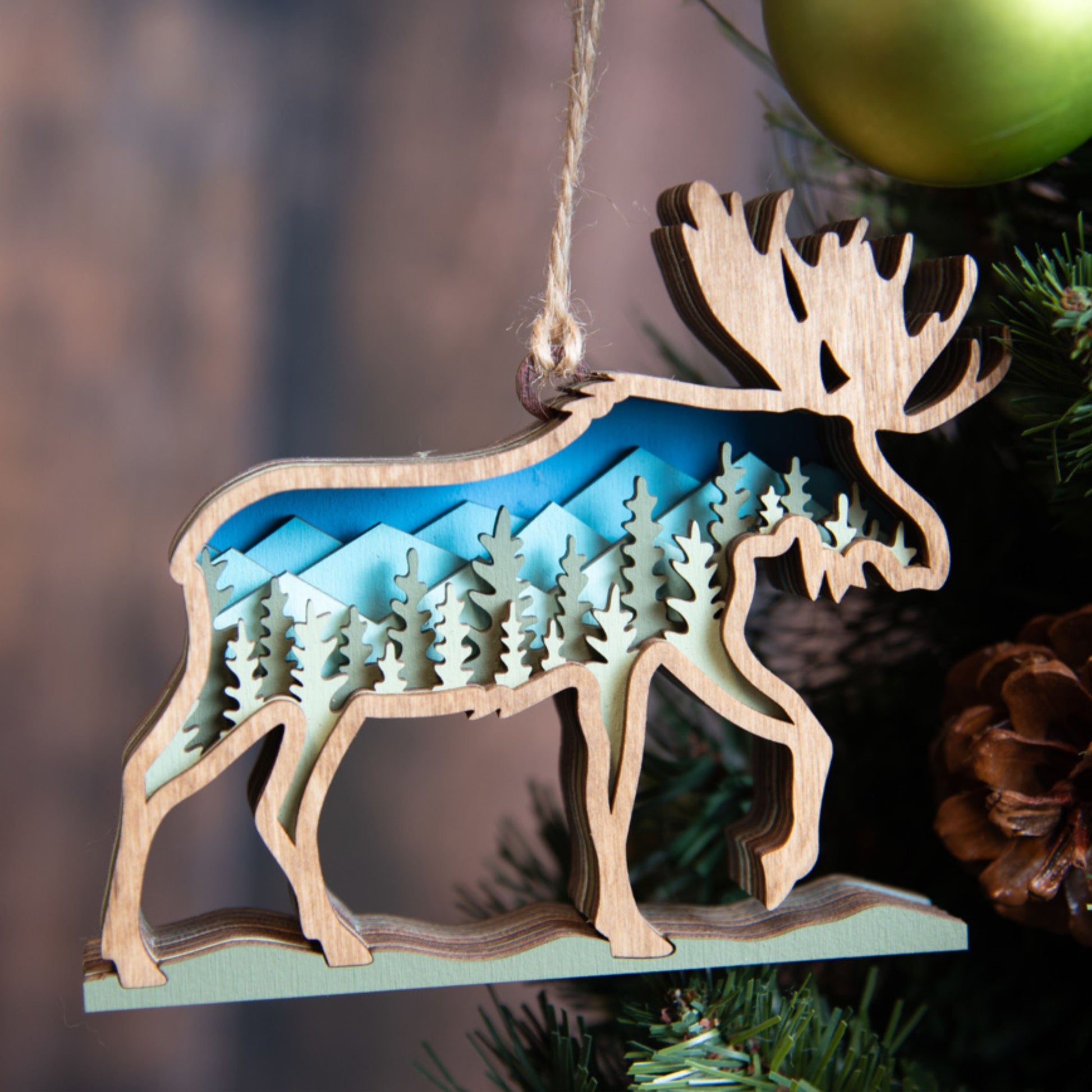 Three-Dimensional Wooden Ornament - Grizzly bear conservation and