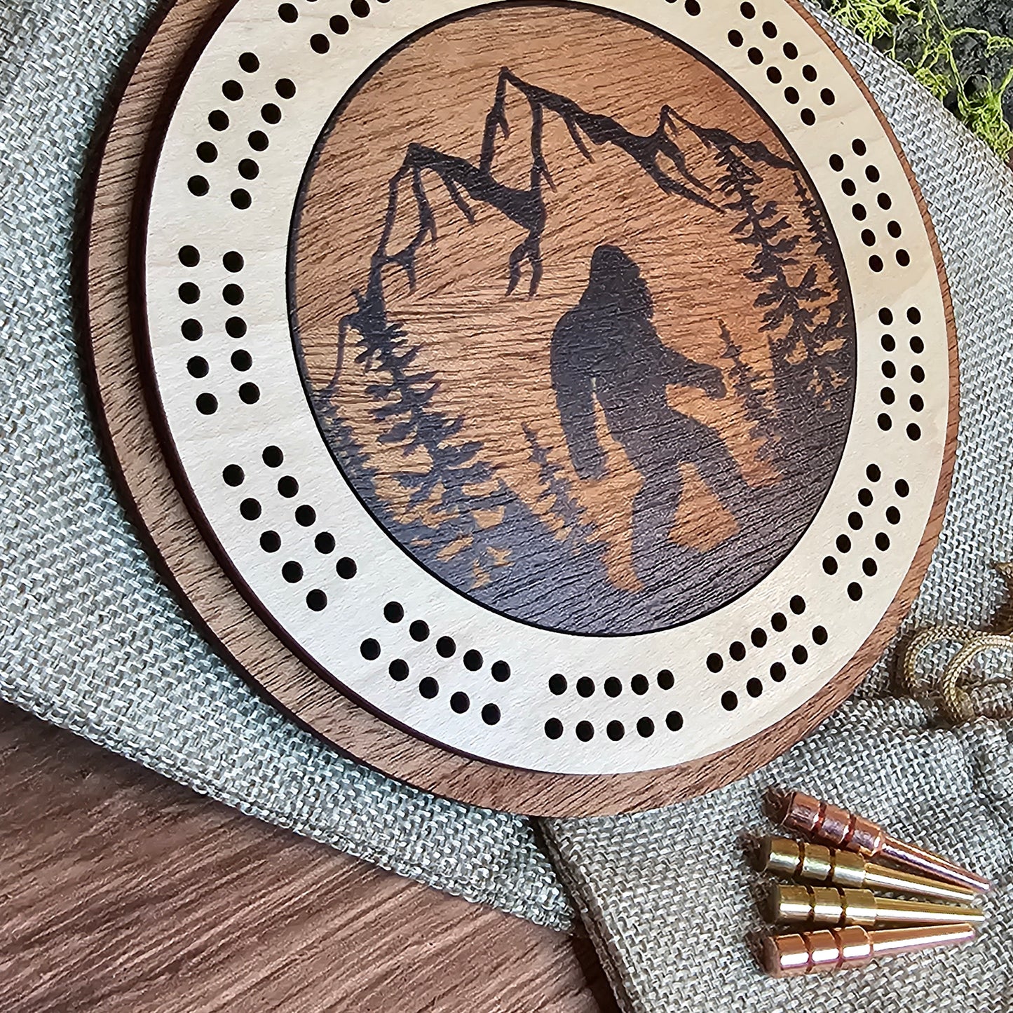 Bigfoot Engraved Mini Circle Travel Cribbage Board